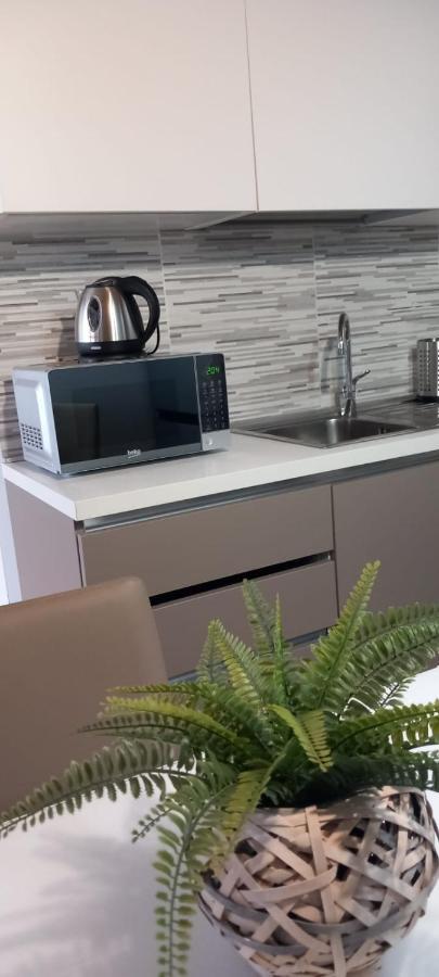 Primopiano - Umbria Apartment Milan Bagian luar foto