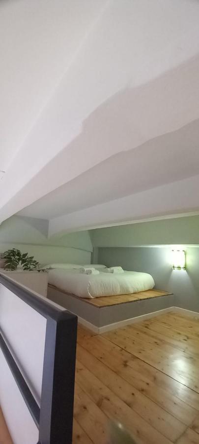 Primopiano - Umbria Apartment Milan Bagian luar foto